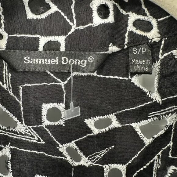 Samuel Dong Shirt Womens Small Black White Sheer Embroidered Geometric Top - Picture 4 of 5